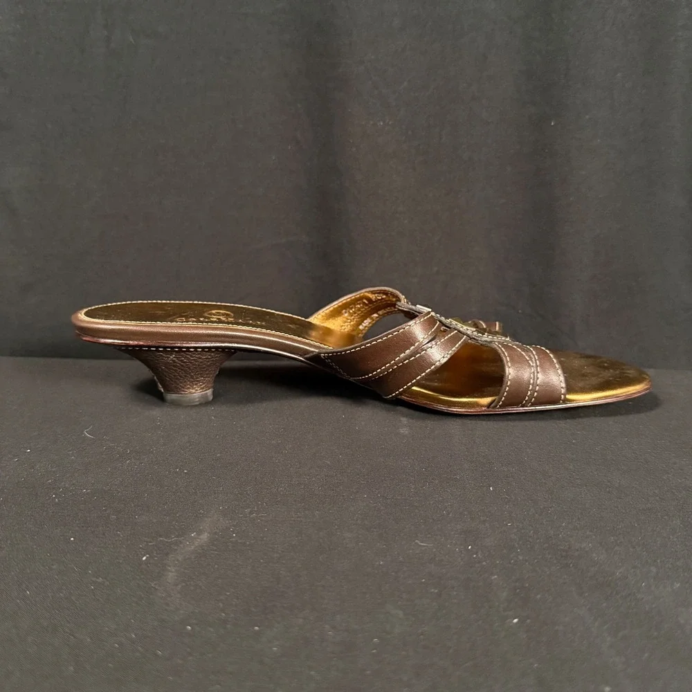 Cole Haan Brown Leather Studded Kitten Heel Slide Sandals D17471 Womens 8.5B